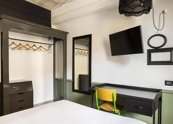 Hostel Generator *