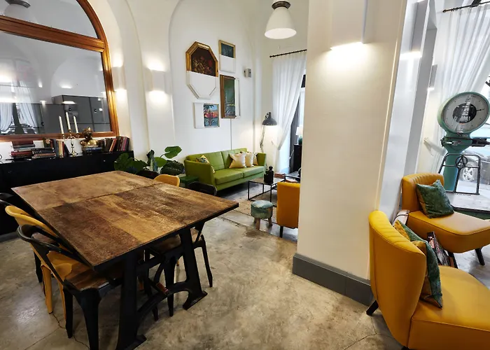 Hostel Generator Rome